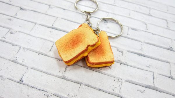 Grilled Sanwich Cheese Keychain, Miniature Food Keychain, Creative Gift, Funny Gift - Image 3