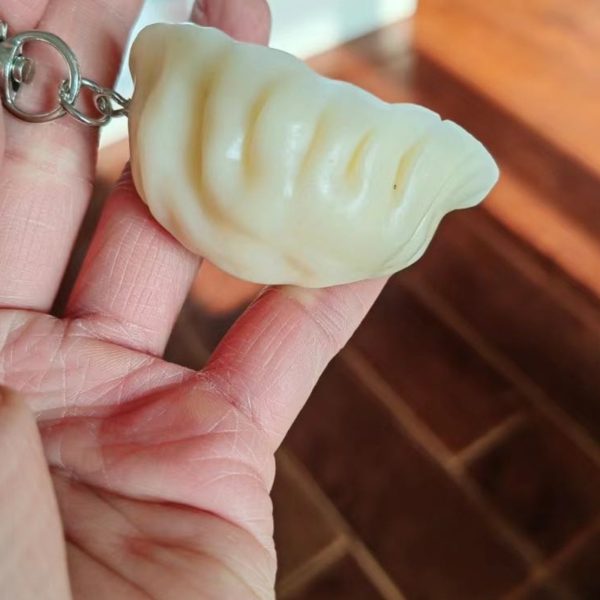 Dumpling Keychain, Fake Food Keychain, Realistic Dumpling Keyring, Funny Gift, Creative Gift - Image 2